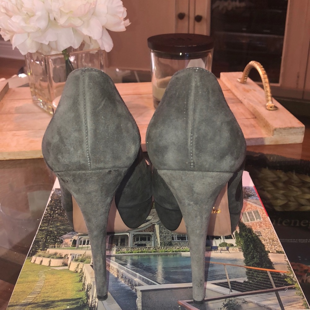Prada Heels - Picture 6 of 6